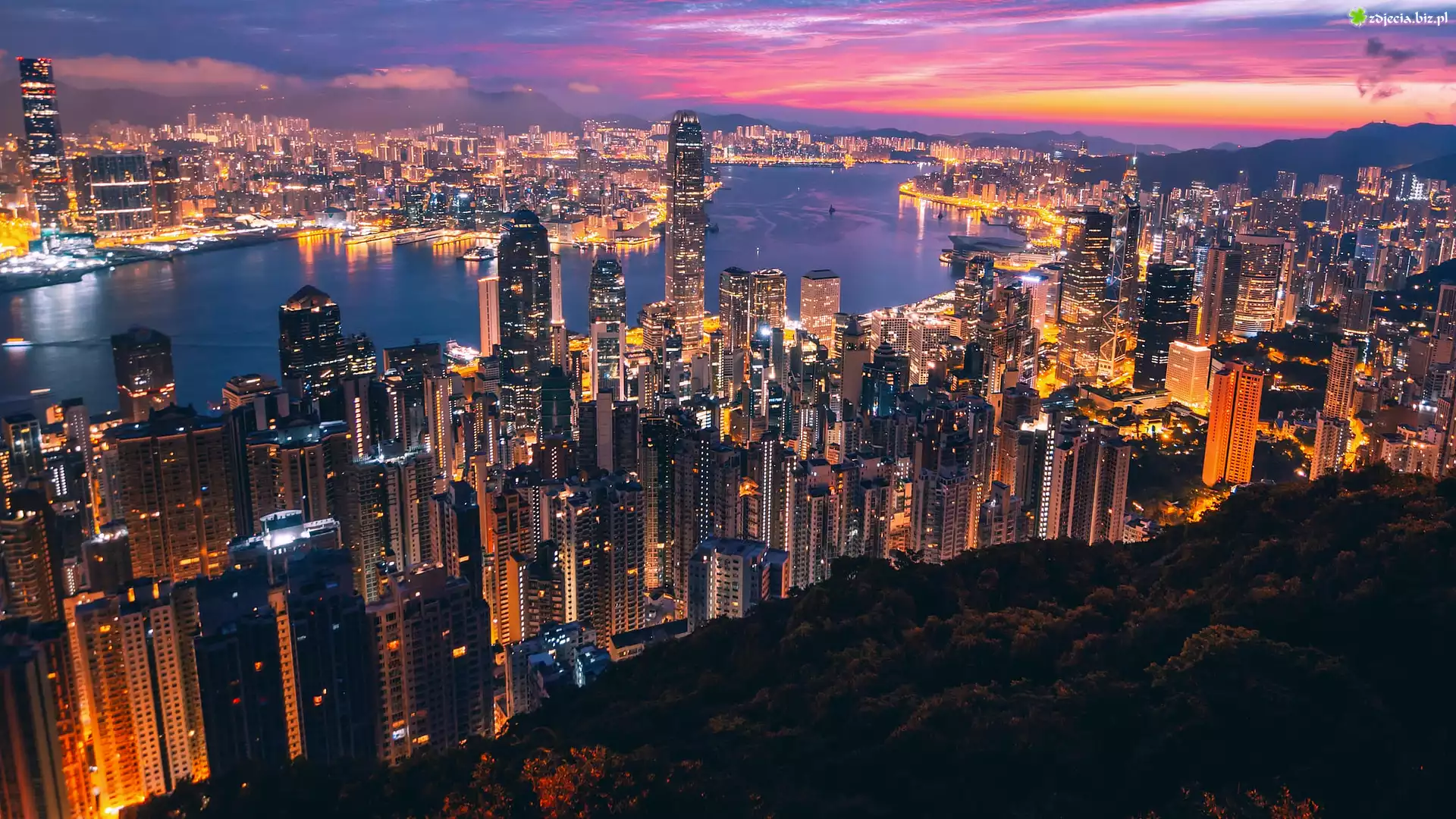 Hongkong, Noc, Oświetlone, Wieżowce, Zatoka Wiktorii, Port Wiktorii, Chiny