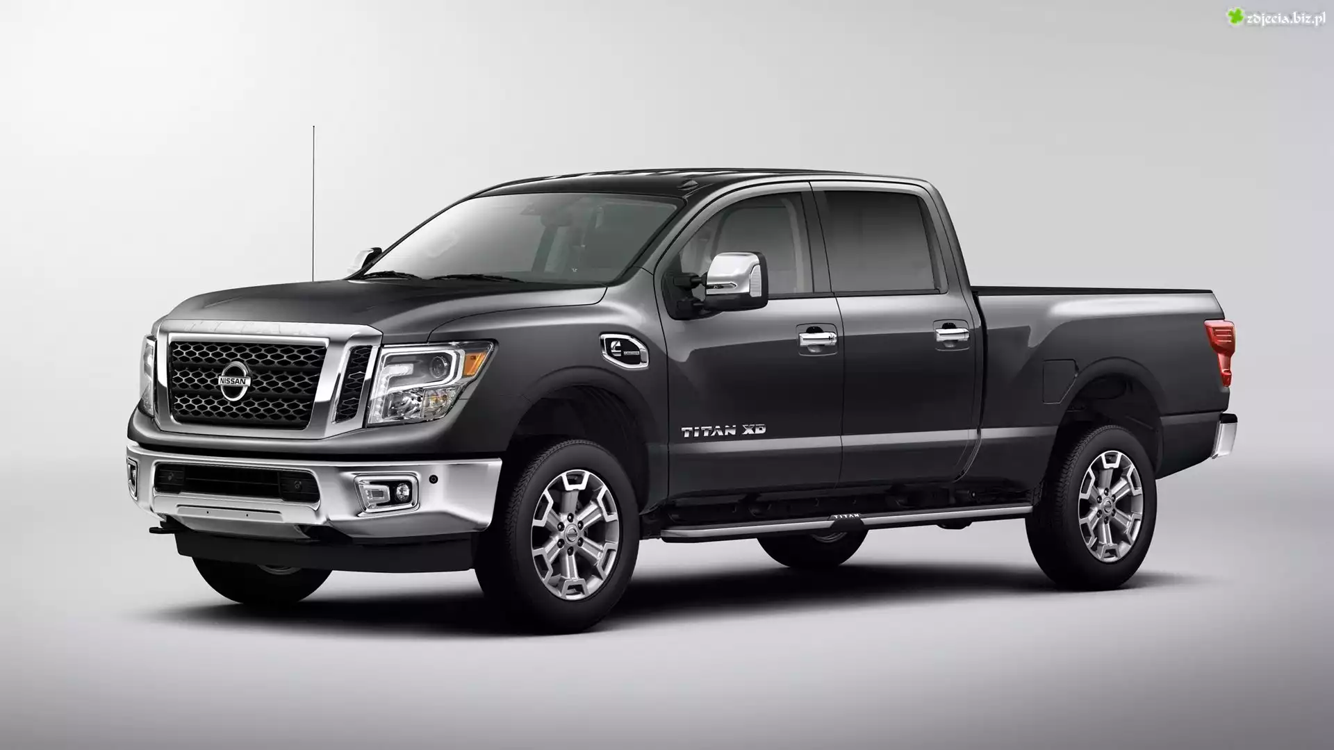 Zdjęcie Czarny, Nissan Titan XD, 2017