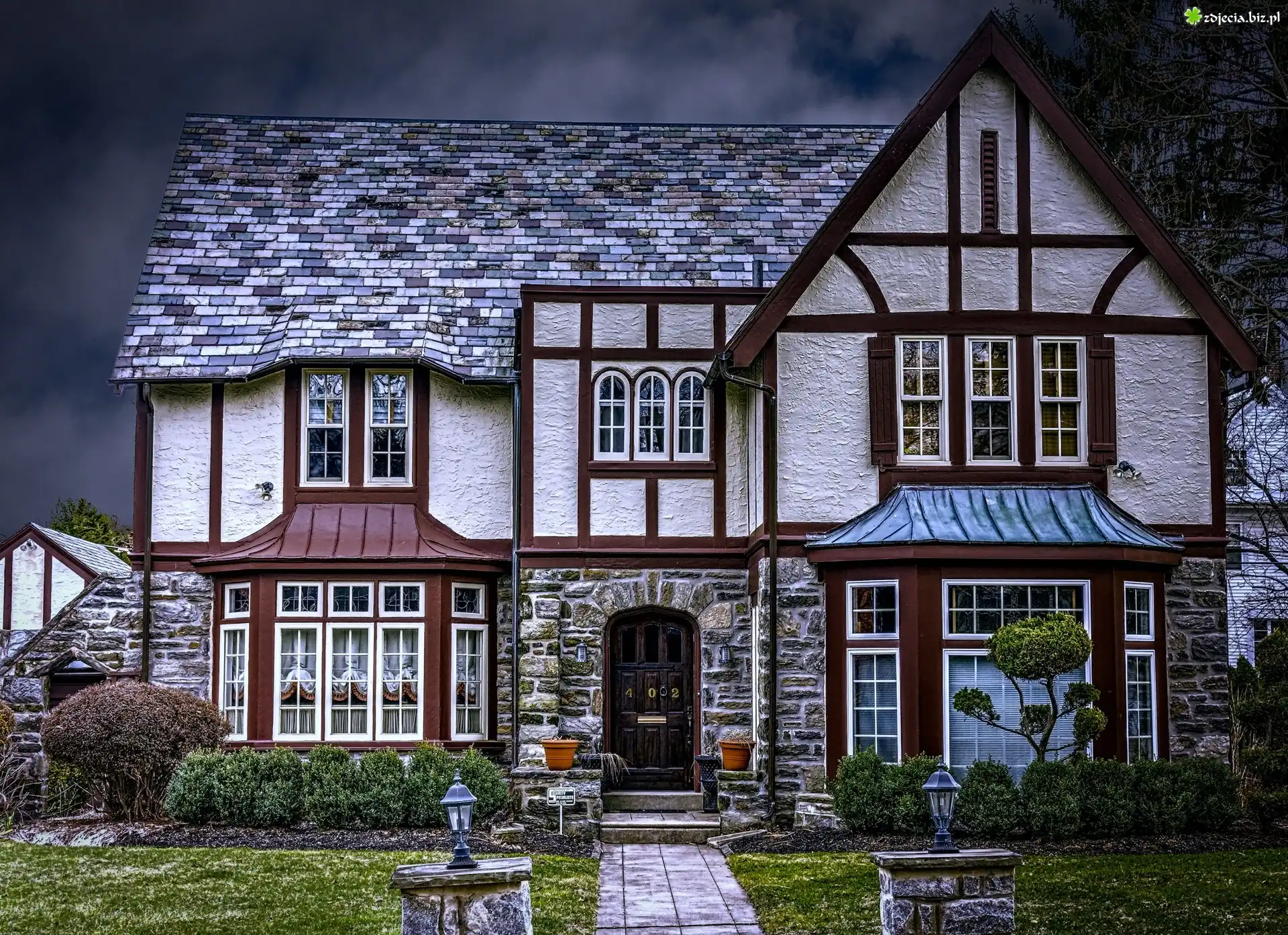 Dom, Ogród, Zachmurzone Niebo, HDR