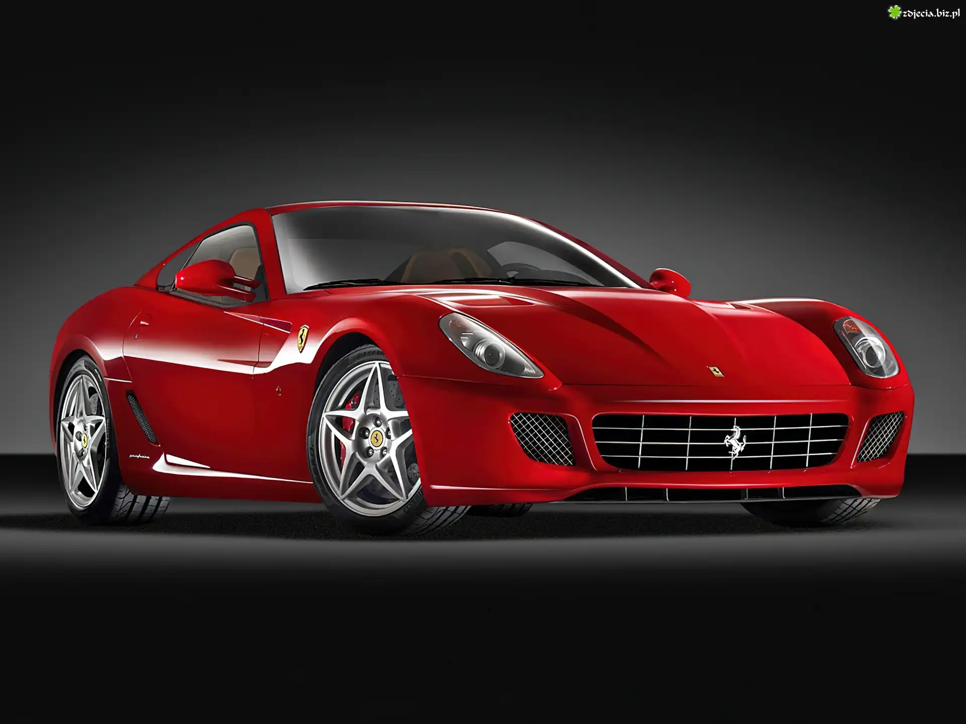 Ferrari 599, Zderzak, Przód