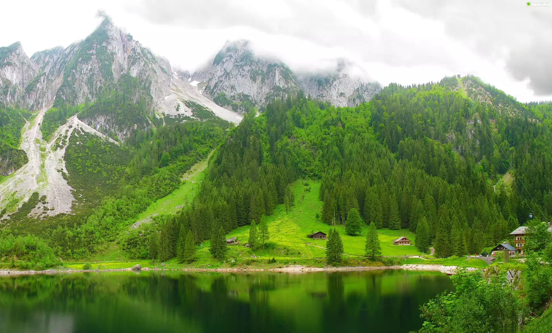 Góry, Jezioro, Drzewa, Budynki
