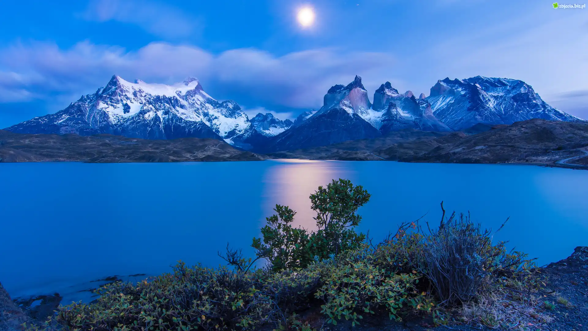 Chile, Góry, Masyw Torres del Paine, Rzeka, Zmierzch, Park Narodowy Torres del Paine