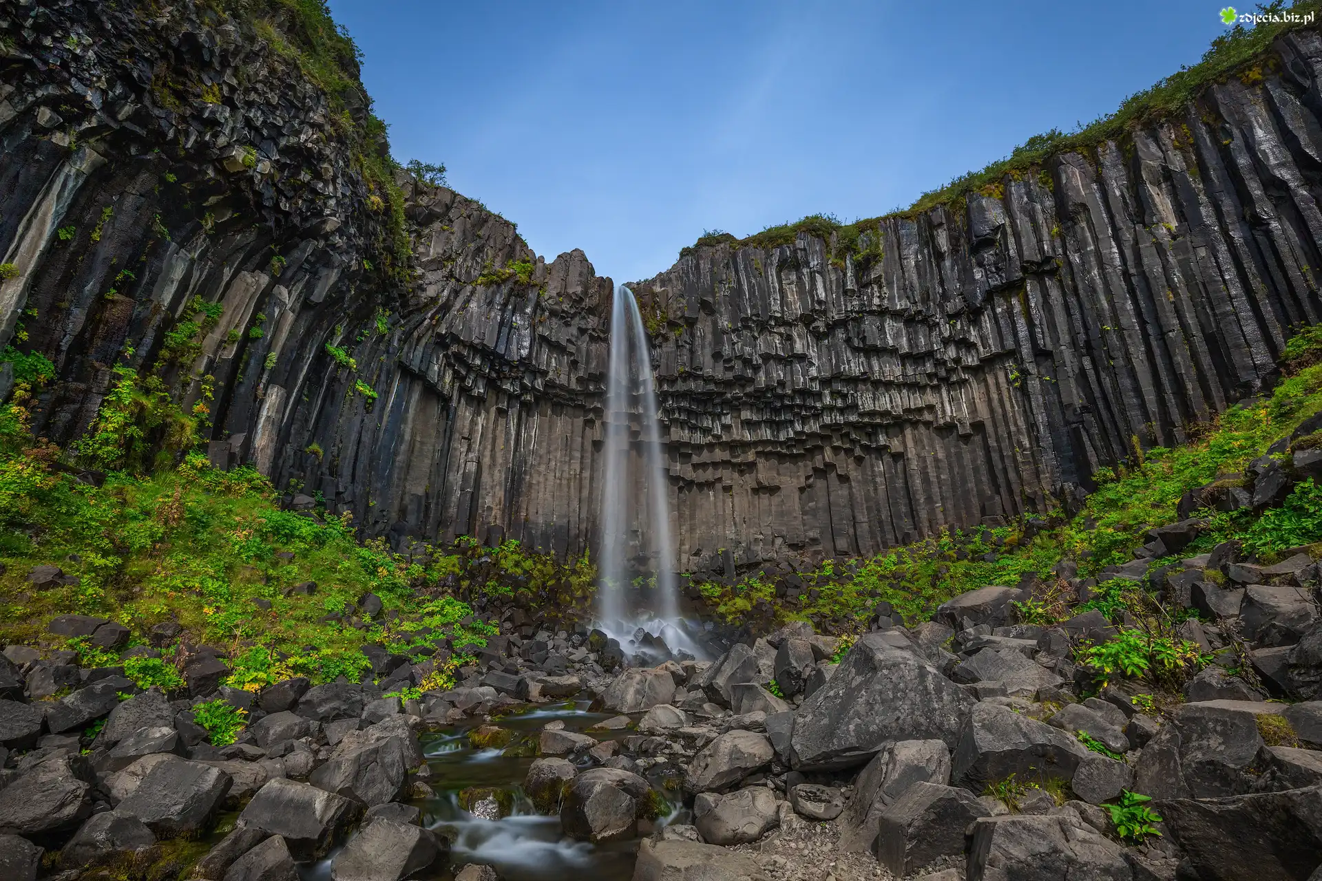 Park Narodowy Vatnajokull, Skaftafell, Wodospad Svartifoss, Skały, Kamienie, Islandia