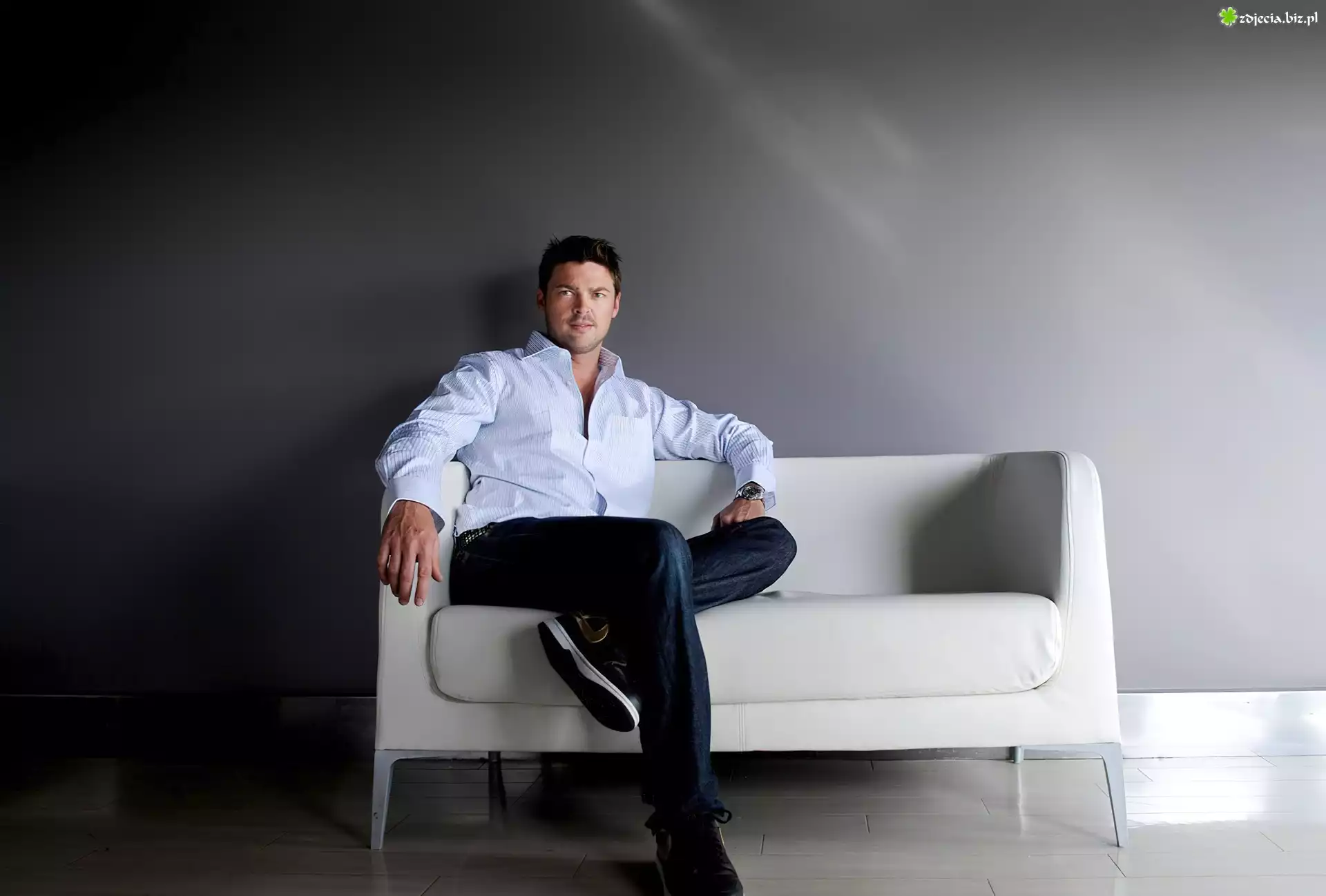 Karl Urban
