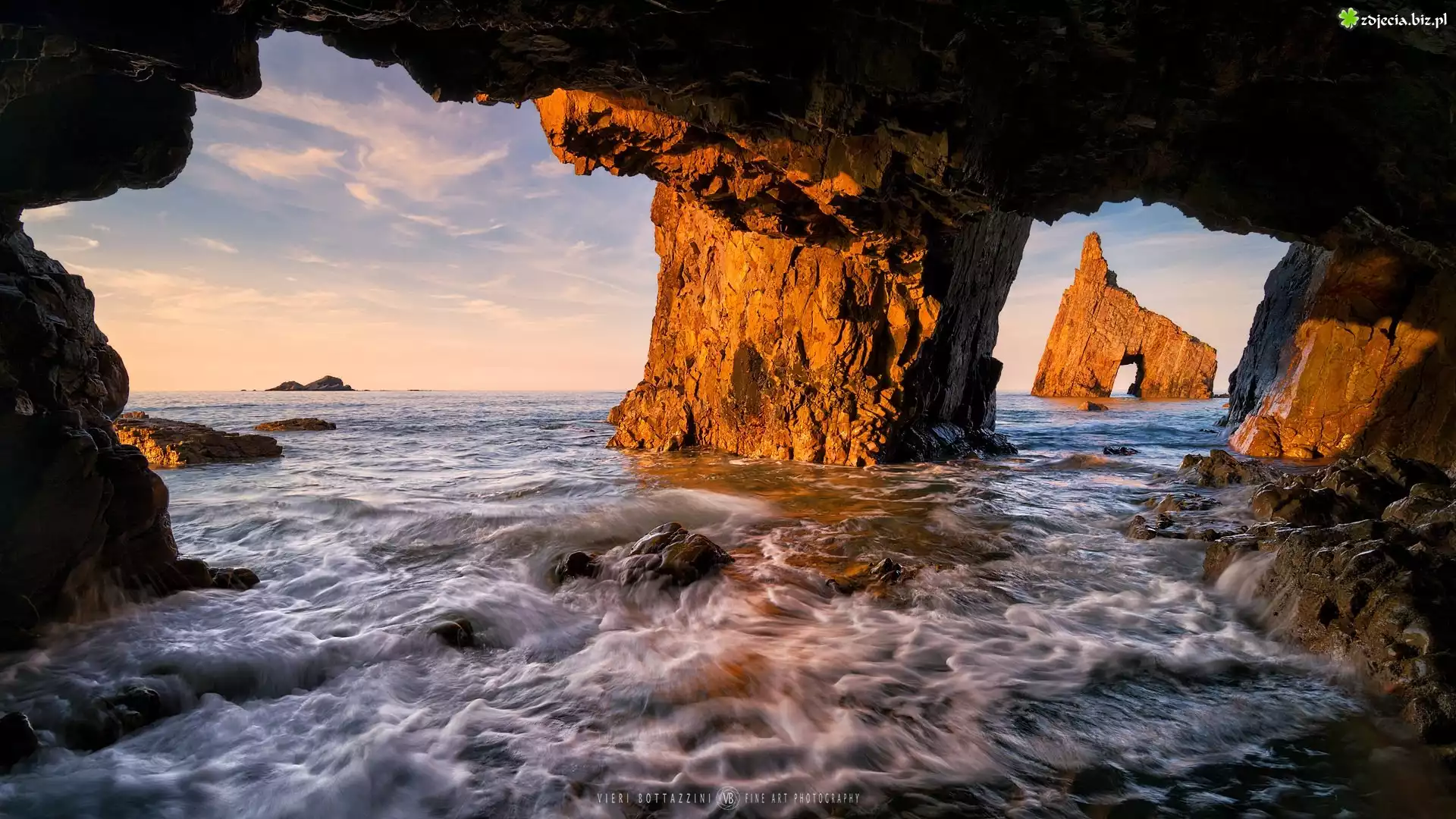 Morze, Skały, Playa de Campiecho, Hiszpania