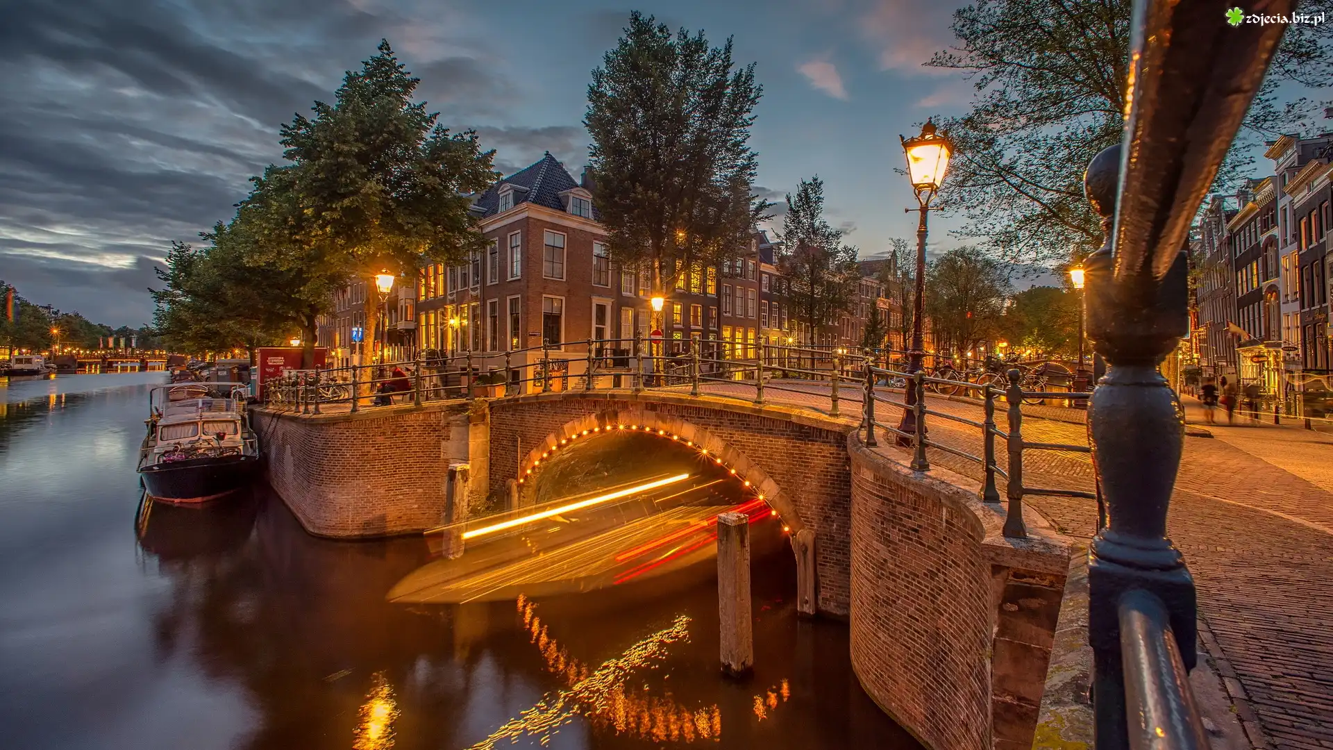 Domy, Most, Rzeka, Kanał, Latarnia, Amsterdam, Holandia