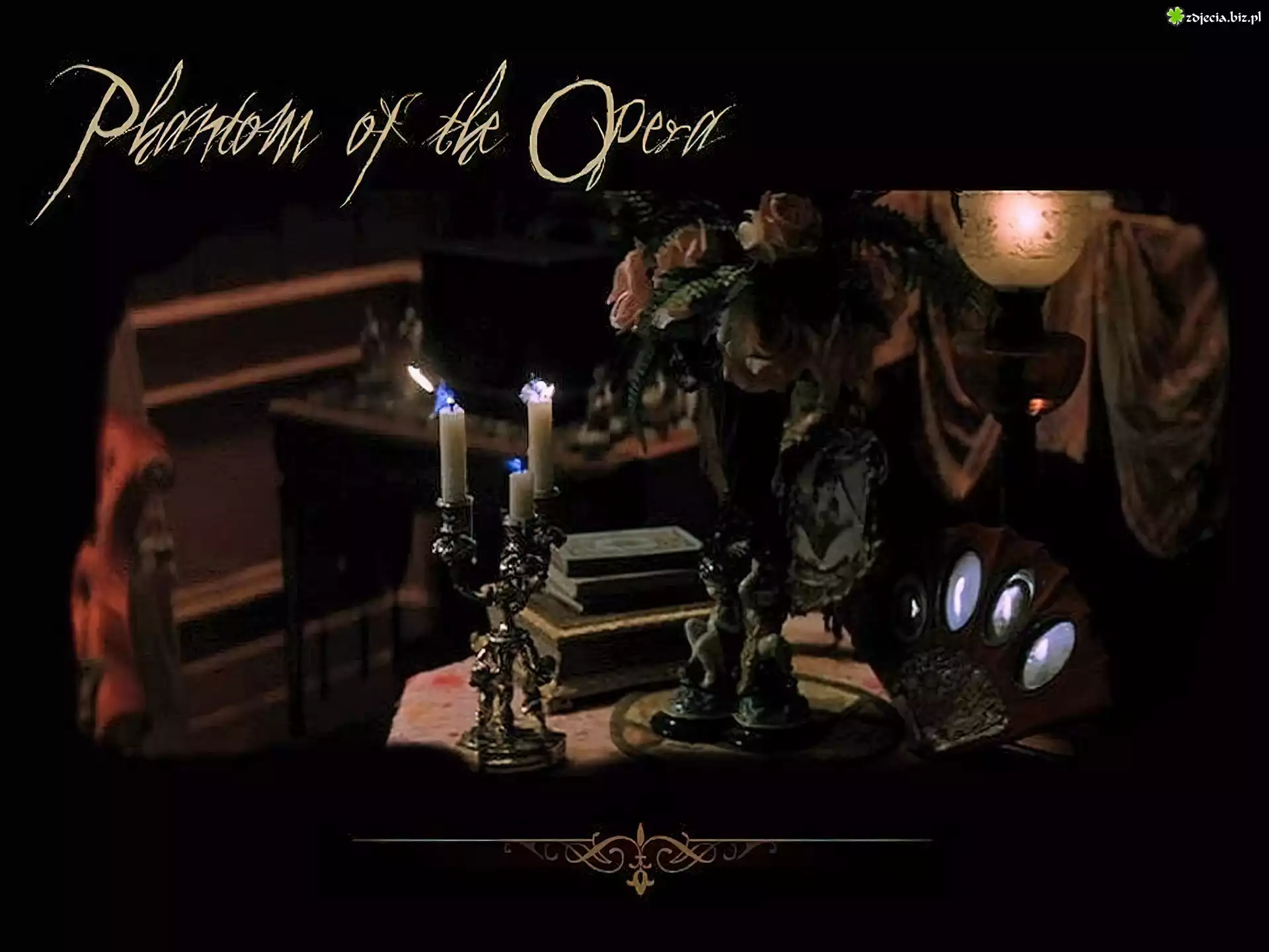 Phantom Of The Opera, stolik, świecznik, wazon