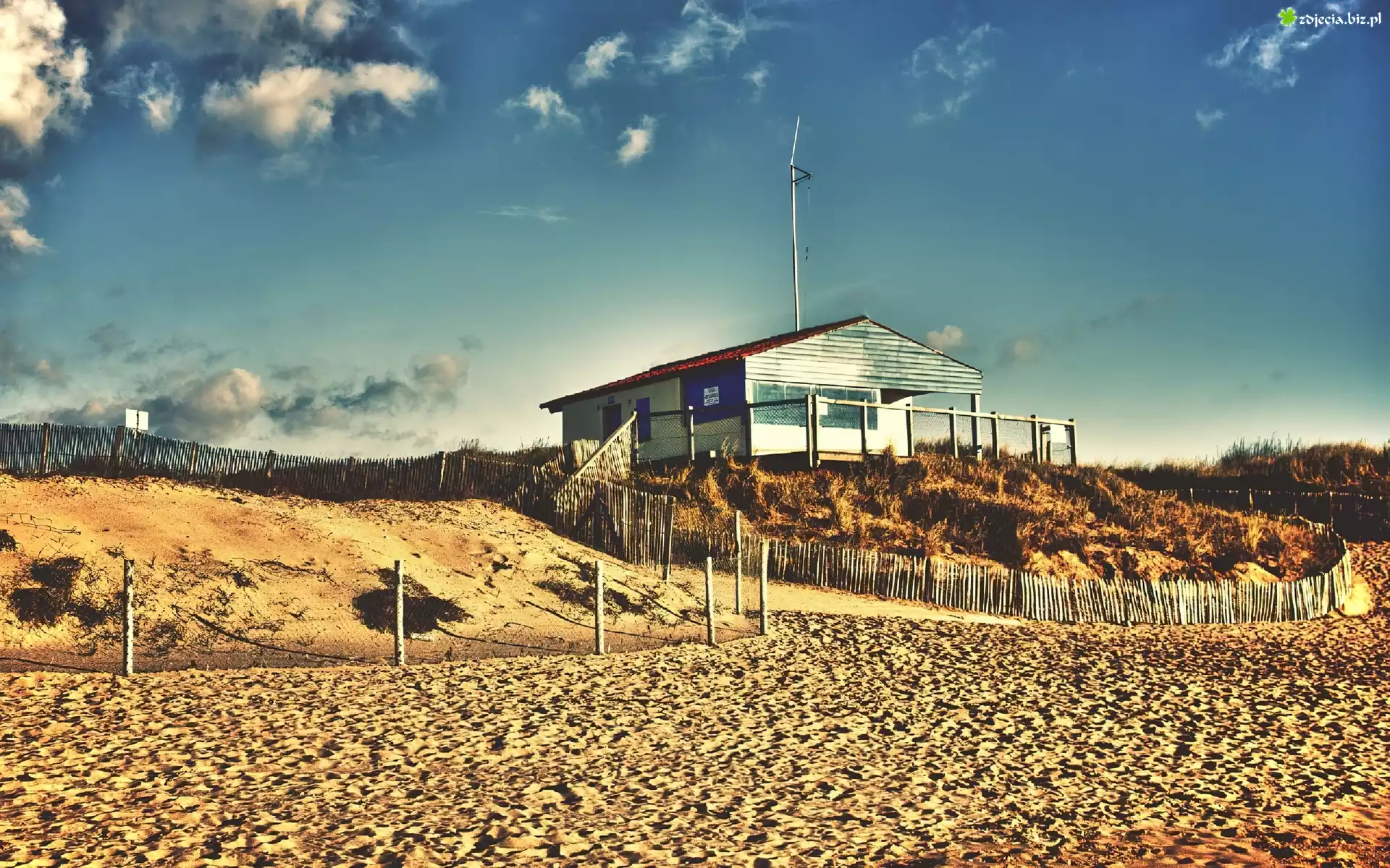 Plaża, Piasek, Ogrodzenia, Domek