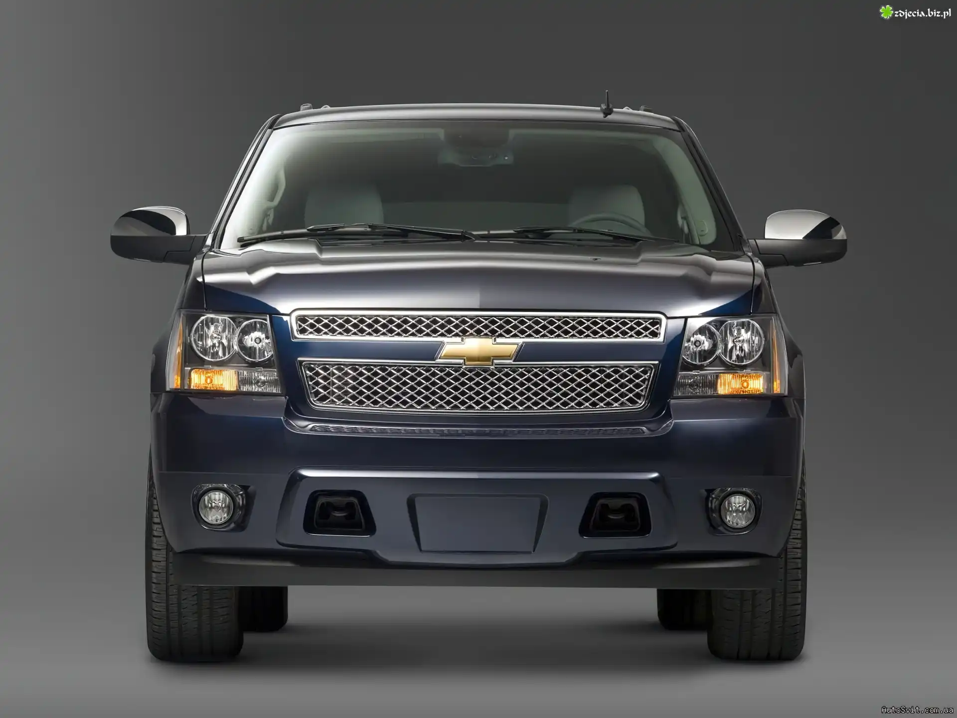 Przód, Chevrolet Suburban, Halogeny