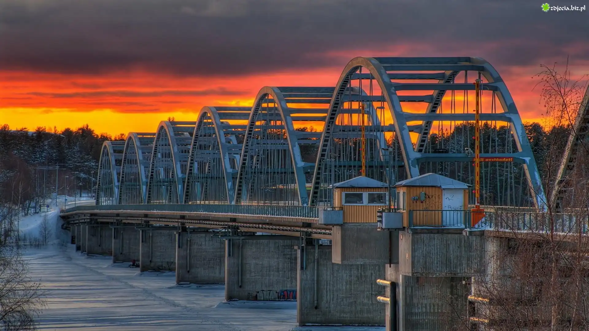 Most, Rzeka, Zima