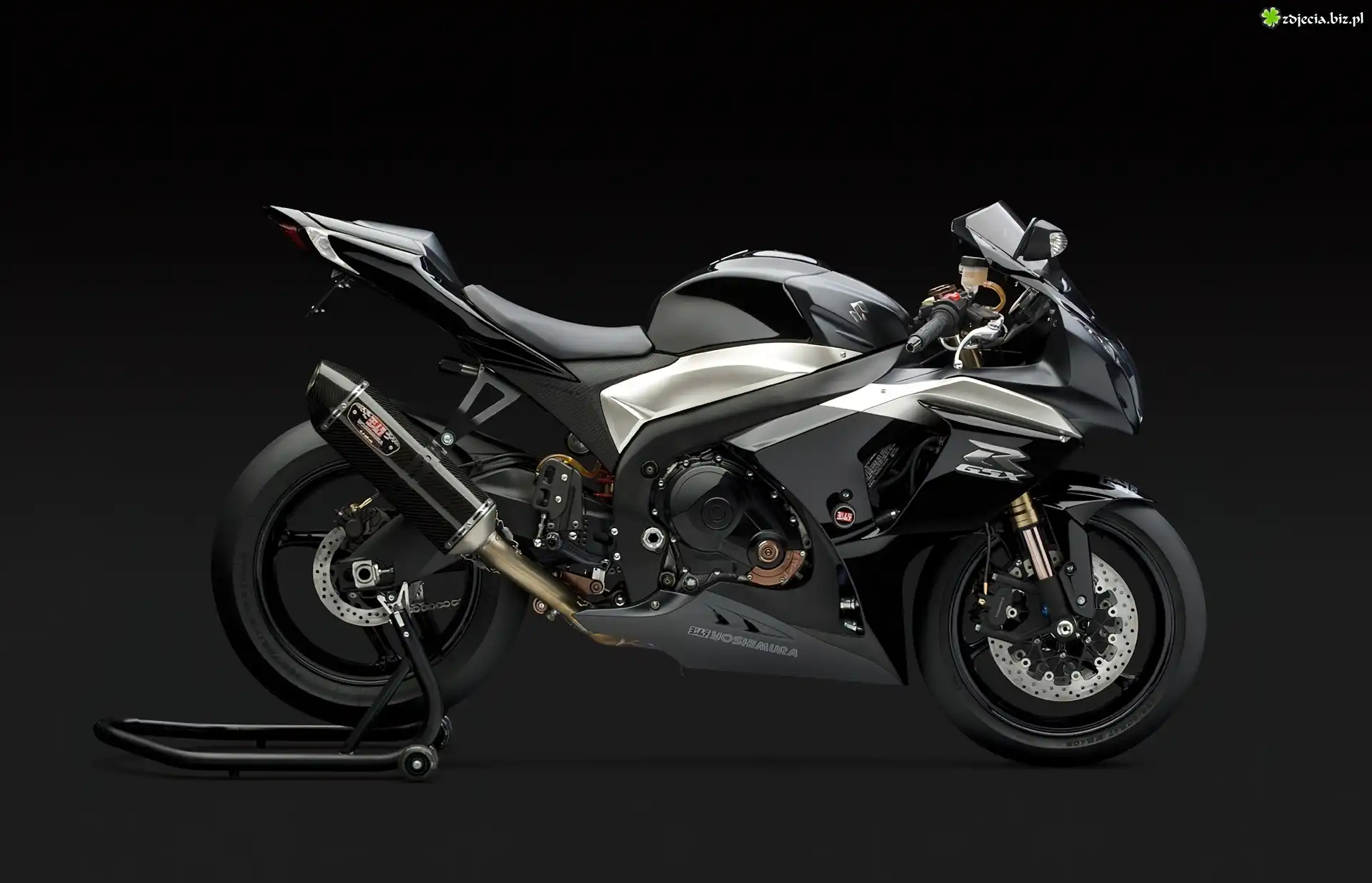 Suzuki GSX-R 1000, Tłumik, Sportowy