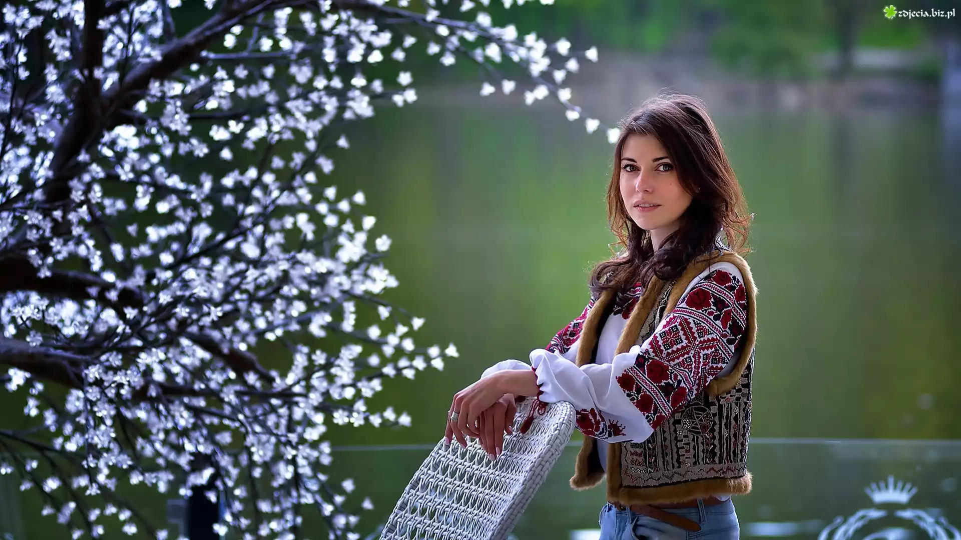 Ukraińska, Modelka, Kwitnące, Drzewo, Wiosna