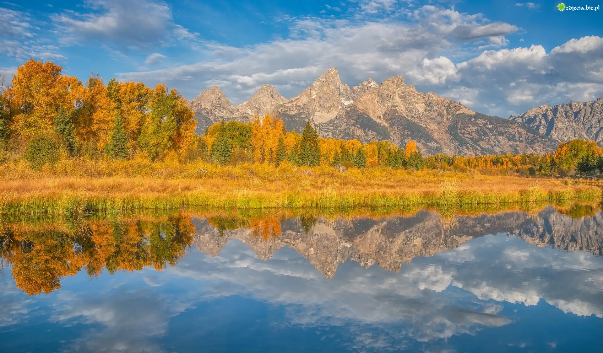 Park Narodowy Grand Teton, Rzeka, Snake River, Góry, Teton Range, Drzewa, Jesień, Chmury, Stan Wyoming, Stany Zjednoczone