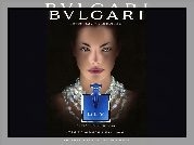 Bvlgari, kobieta, perfumy, flakon, biżuteria