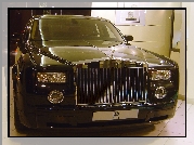 Rolls-Royce Phantom, Atrapa, Halogeny