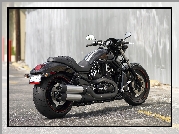 Harley Davidson Night Rod Special, Czarne, Tłumiki