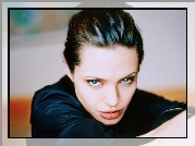 Angelina Jolie, niebieskie oczy