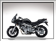 Czarna, Yamaha FZ6 Fazer, Wersja, Zabudowana Motor Yamaha