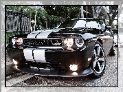 Dodge Challenger STR8, Zderzak, Wlot