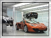 Dealer,  McLaren MP4-12C