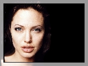 Angelina Jolie, niebieskie oczy