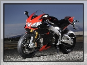 Aprilia RSV4, Opony, Czacha