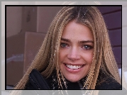 Denise Richards, białe, zęby