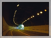 Oświetlony, Tunel