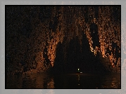Jaskinia, Stalaktyty, Jezioro