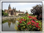 Francja, Burgundia, Departament Saona i Loara, Bazylika Basilica of Paray-le-Monial, Koci