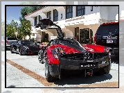 Pagani, Parking, Budynek