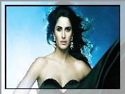 Katrina Kaif, Brunetka, Kolczyki