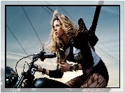 Shakira, Motor