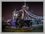 Girl with a Dolphin, statue, Tower Bridge, noc, Londyn