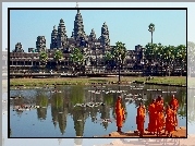 Kambodża, Angkor Wat, Mnisi, Staw