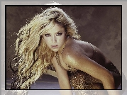 Shakira, Rozwiane, Włosy