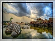 Stany Zjednoczone, Stan Arizona, Prescott, Jezioro Watson Lake, Chmury, Brzeg, Kamienie