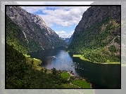 Norwegia, Fiord Naerøyfjorden, Góry