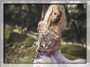 Blondynka, Monika Jaros, Bukiet