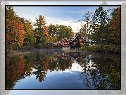 Stany Zjednoczone, Stan New Hampshire, Wilton, Staw, Drzewa, Domy, Młyn Fryes Measure Mill, Odbicie