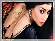 Shriya Saran, Naszyjnik, Kolczyki, Makijaż