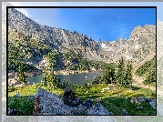 Stany Zjednoczone, Stan Kolorado, Indian Peaks Wilderness, Góry, Jezioro Isabelle, Kamienie, Świerki