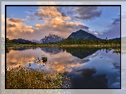 Kanada, Park Narodowy Banff, Chmury, Góry, Jezioro Vermilion