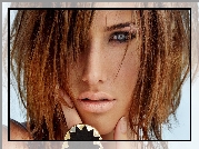 Emily Doyle, Modelka, Spojrzenie