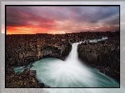 Islandia, Wodospad Aldeyjarfoss, Skały, Bazaltowe, Zachód słońca