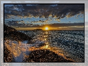 Australia, Nowa Południowa Walia, Przylądek Fingal Head, Ocean Spokojny, Morze, Skały, Wschód Słońca