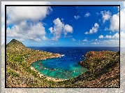 Stany Zjednoczone, Hawaje, Zatoka Hanauma Bay, Wyspa Oahu, Chmury, Morze, Wzgórza