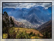 Góry Andy, Święta Dolina Inków, Miasteczko Urubamba, Peru