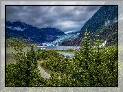 Góry, Jezioro Eklutna Lake, Lodowiec, Drzewa, Chmury, Stan Alaska, Stany Zjednoczone