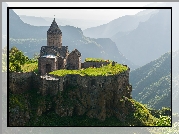 Klasztor Tatew, Kościół, Skała, Góry, Drzewa, Mgła, Prowincja Sjunik, Armenia